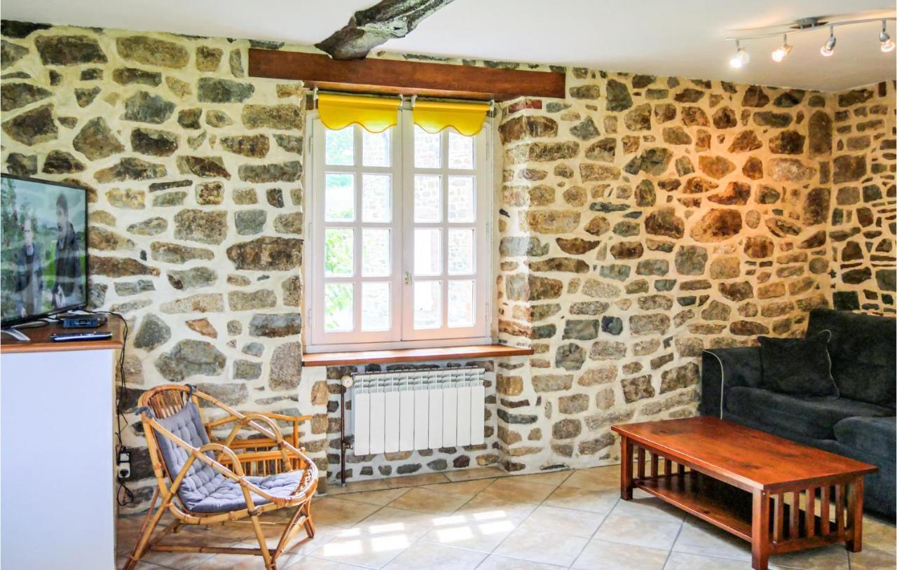 Gorgeous Apartment In Ponts With Wifi Exterior foto