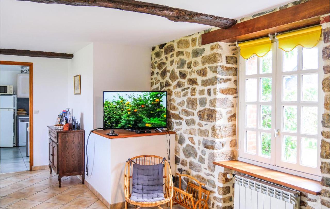 Gorgeous Apartment In Ponts With Wifi Exterior foto